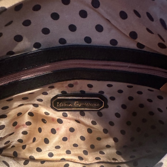 Elegant Leather Black Clutch or Shoulder Bag with Chain Strap 🖤 - Picture 4 of 4